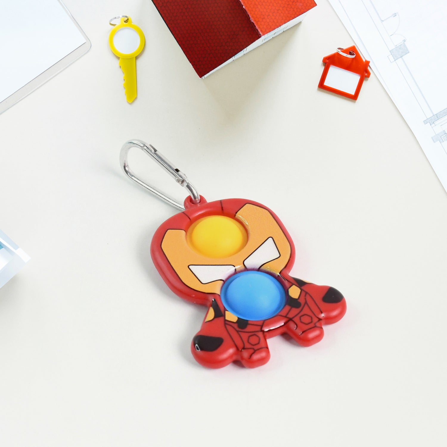 Superhero Themed Iron Man Shape Keychain Pop It Toy (1 Pc) Superhero Themed Iron Man Shape Keychain Pop It Toy (1 Pc)